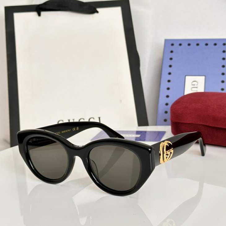 Picture of Gucci Sunglasses _SKUfw79398979fw